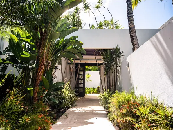 2015 Villas At Pinneys Bch Unit 2015, Nevis, MN 56467