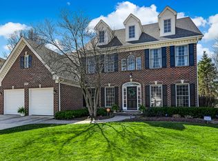 725 Megan Ct, Westmont, IL