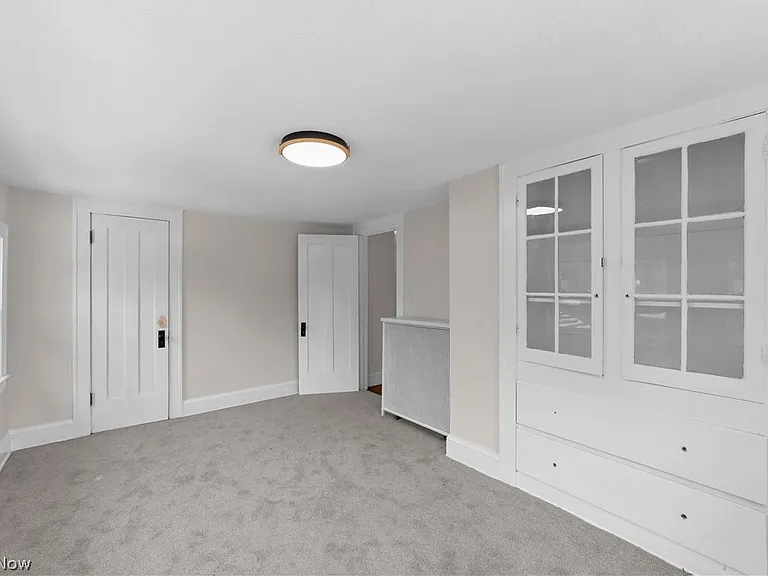 867 East Blvd — Photo 31