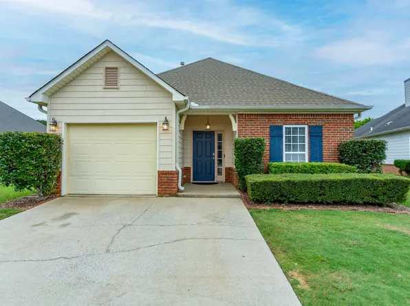 1009 Fairbank Ln, Chelsea, AL 35043