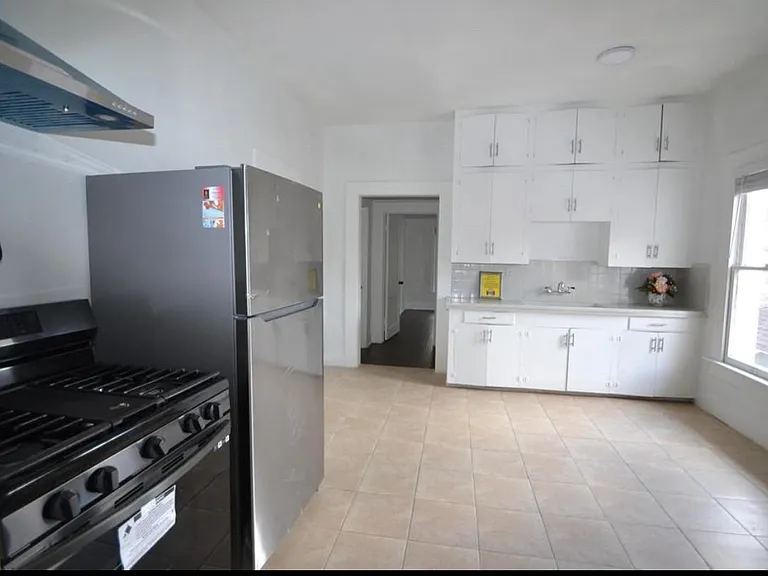 1517 Bonnie Brae St #4 — Photo 10
