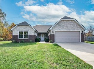 128 Shirley Blvd, Vine Grove, KY 40175