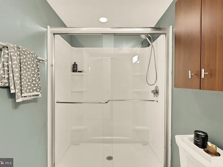 1423 Newton St NW #204 — Photo 20