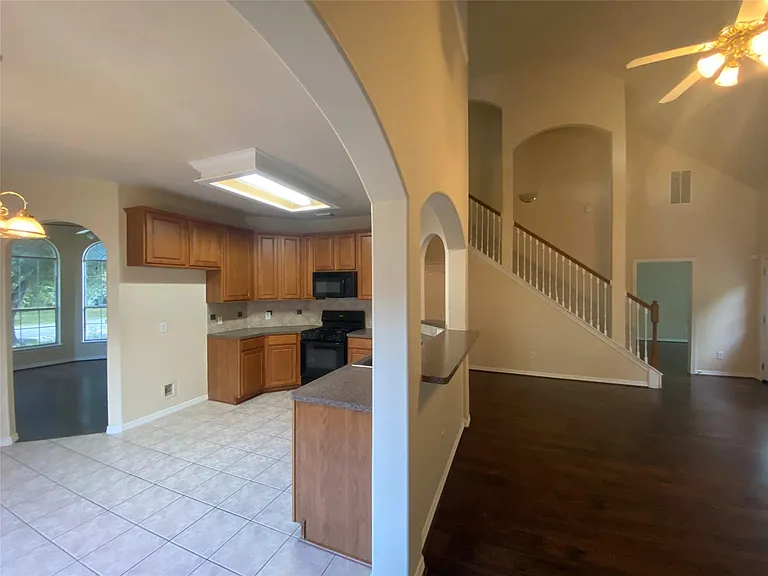 9210 Hidden Lake Cir E — Photo 27