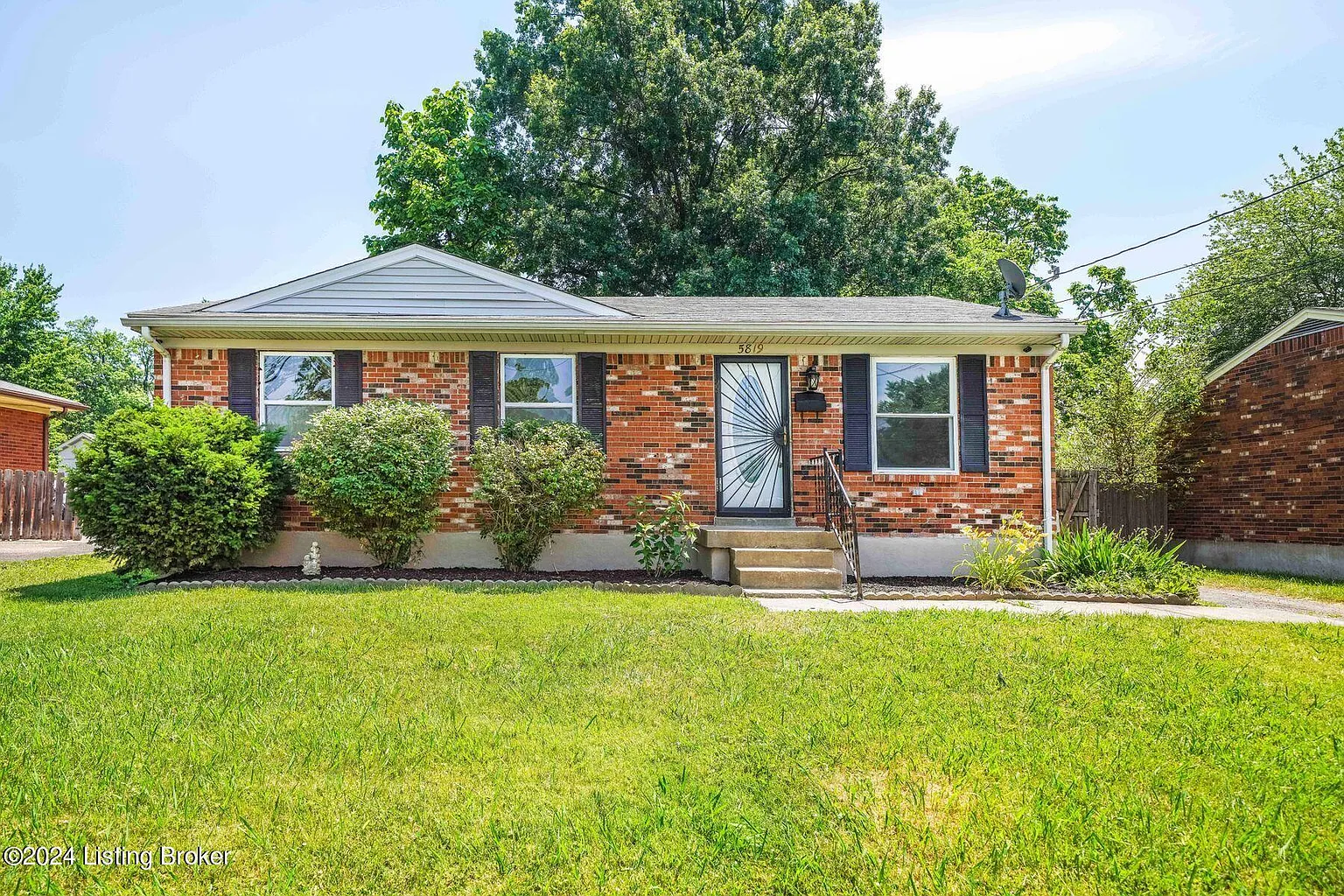 5819 Spicewood Ln photo 1