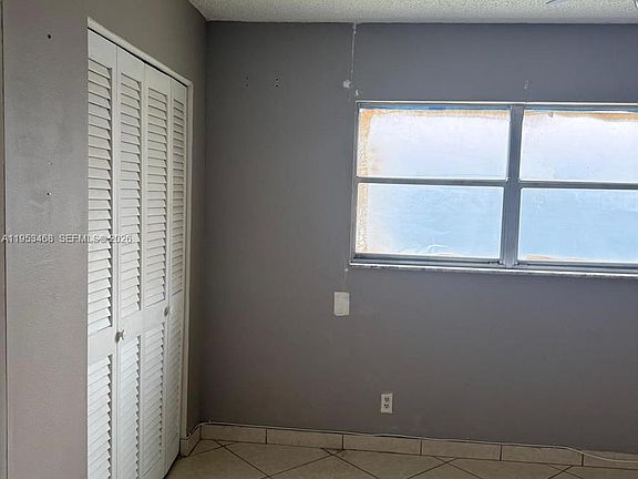 5th image of 2905 Pierce St APT 14
