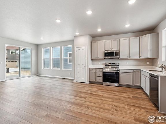 5th image of 2273 Peregrine Dr