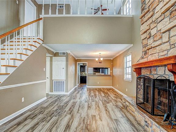 3rd image of 1812 Cartier Dr
