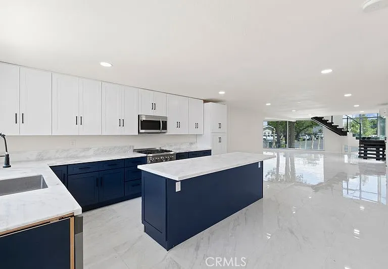 1580 San Bernardino Pl — Photo 7
