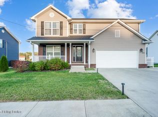 502 Fox Ridge Rd, Radcliff, KY 40160