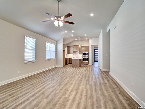 5th image of 11126 Sunbird Avenue