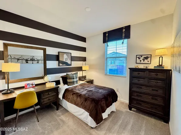 10474 W Beaman Ln, Marana, AZ 85653