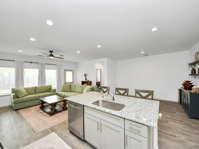 1137 Buffalograss Trl — Photo 18