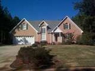 1081 Keeneland Dr, Bogart, GA 30622