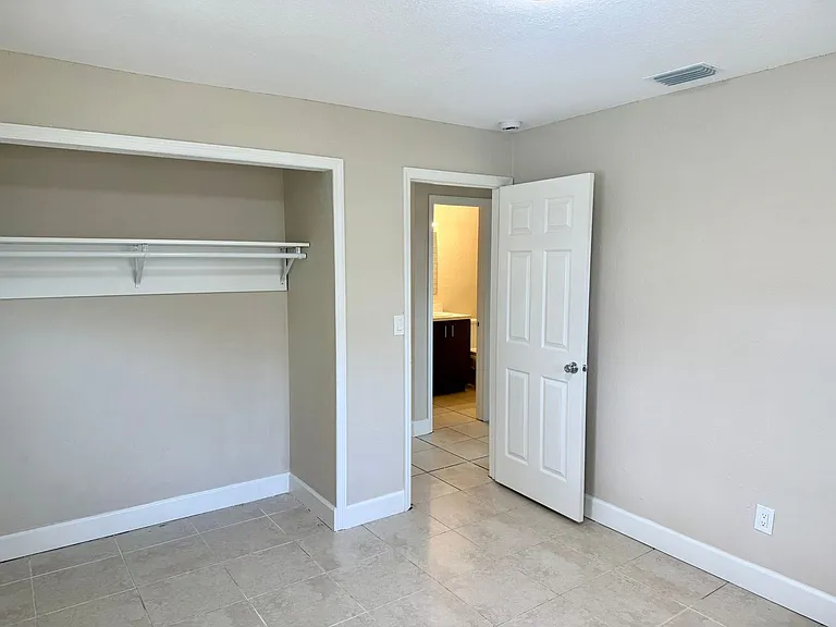 1819 E Fairbanks St — Photo 14