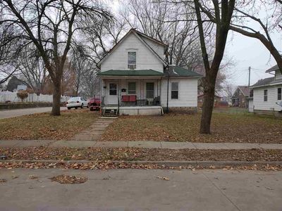 415 S 2nd Ave, Washington, IA, 52353