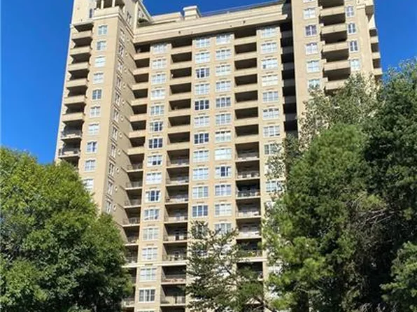 3334 Peachtree Rd NE APT 601, Atlanta, GA 30326