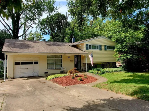 10717 Chelmsford Rd, Cincinnati, OH 45240