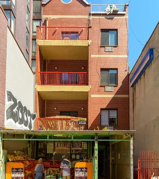 39 Debevoise St #3F — Photo 8
