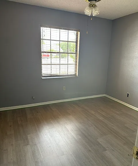 1413 W Corktree Cir — Photo 8