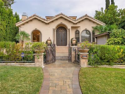 922 E Providencia Ave, Burbank, CA, 91501