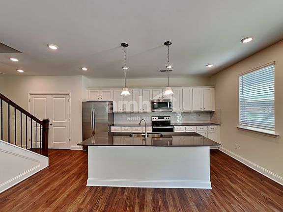 3rd image of 11013 Hazel Gardens Dr