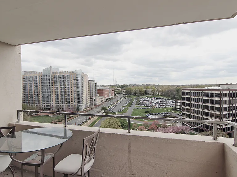 4515 Willard Ave #1604S — Photo 18