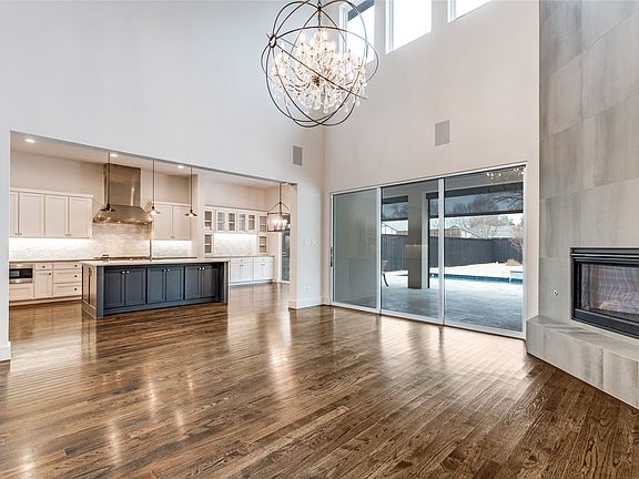 4th image of 6921 Valley View Ln