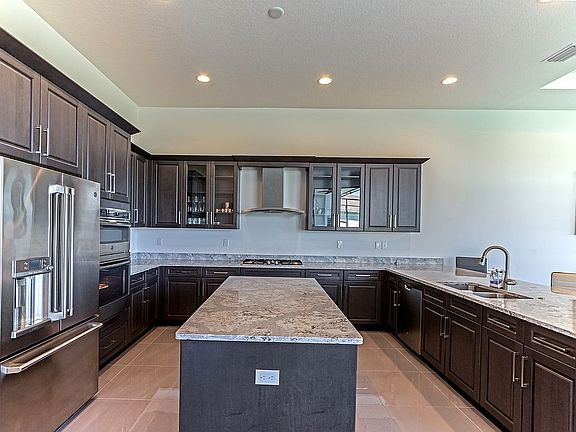 4th image of 8925 Artisan Way