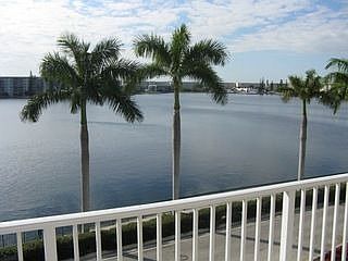 2nd image of 2851 NE 183rd St #317E