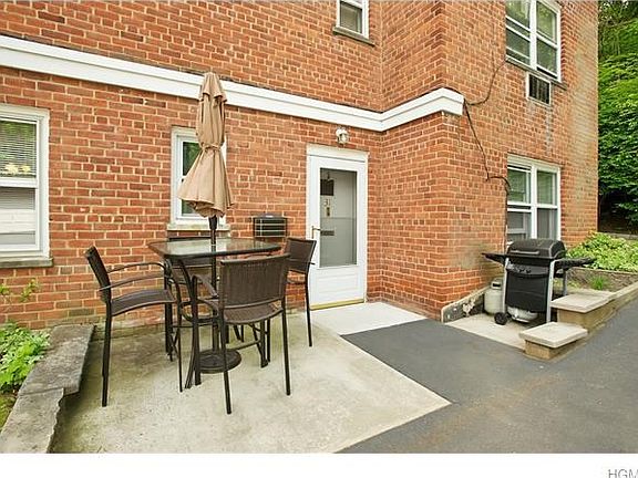 2nd image of 125 N Washington Ave APT 31