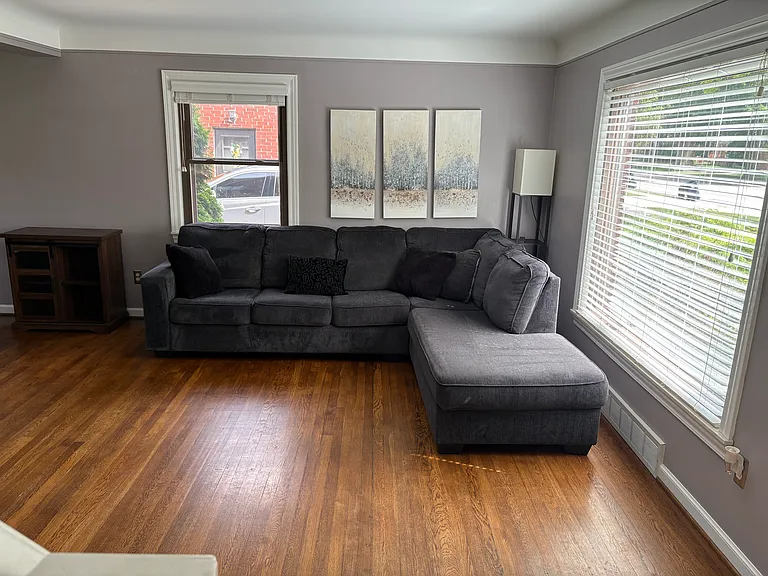2611 Oliver Rd — Photo 4