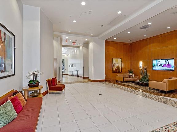 4th image of 155 Court Ave #1102