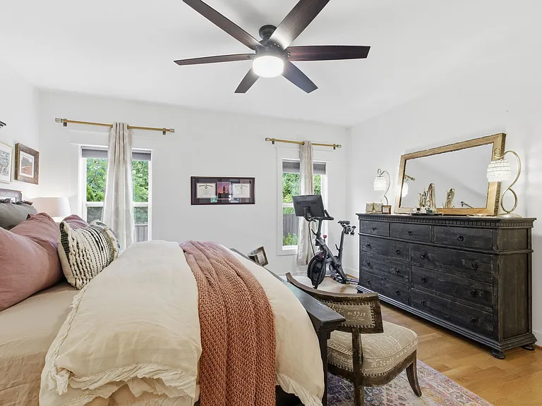 4010 Burrus St — Photo 19