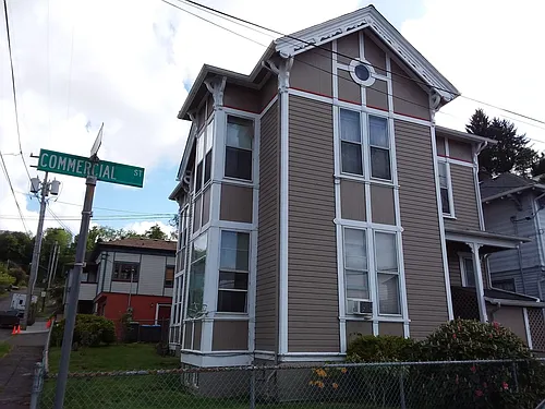 591 Commercial St Photo 1