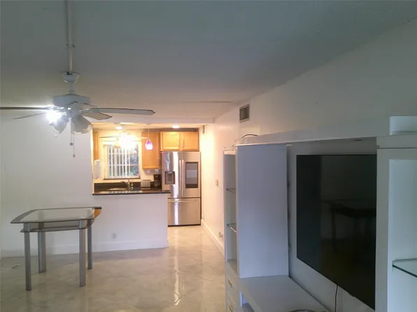 5383 SW 40th Avenue #103, Fort Lauderdale, FL 33314