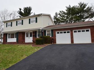 12 Spring Hill Dr, Howell, NJ 07731