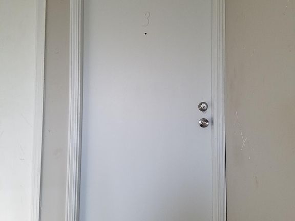 4th image of 3717 Briarbridge Ln #3