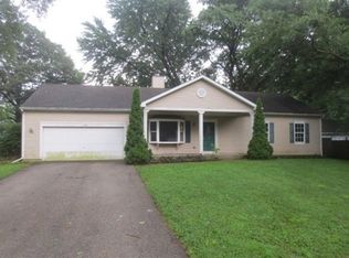 1108 Bryant St, Aurora, IL 60506