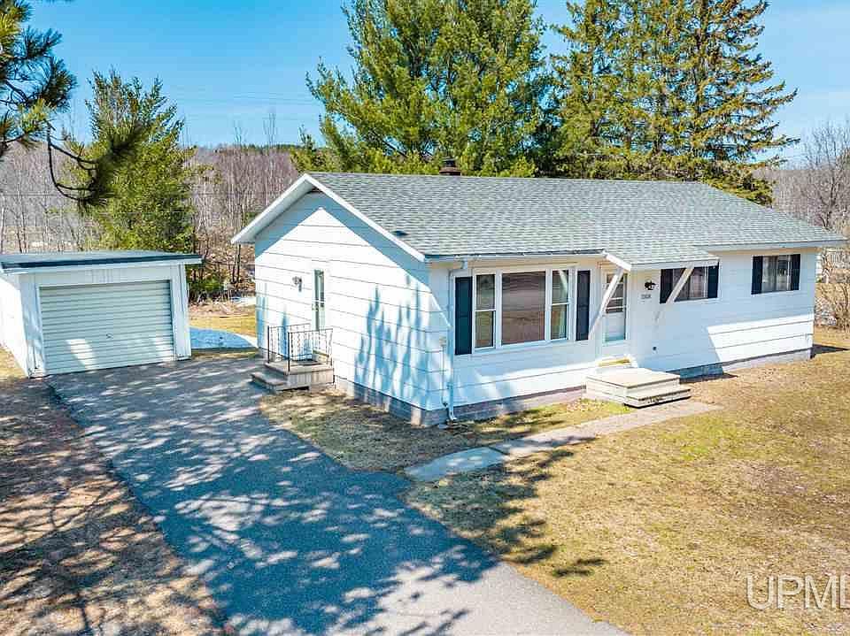 23038 Elm Ave, Dollar Bay, MI 49922 Zillow