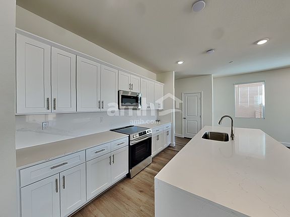 4th image of 264 Austin Bellerose Pl