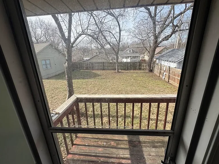 1620 Harvard Ave — Photo 7