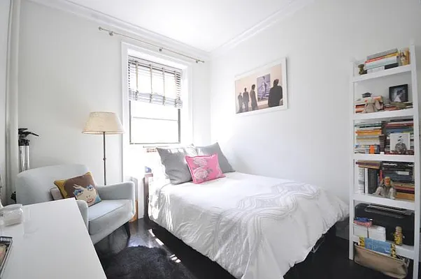 Rented by Compass | media 24