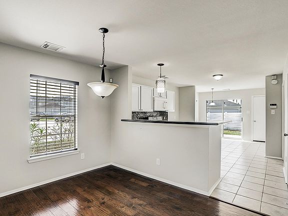 4th image of 19610 Green Chase Ln