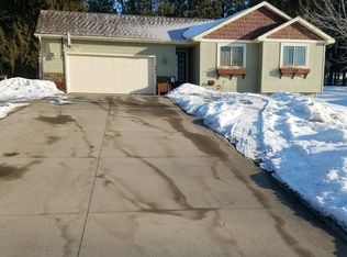 W840 Silver Fox Dr, Spring Valley, WI 54767