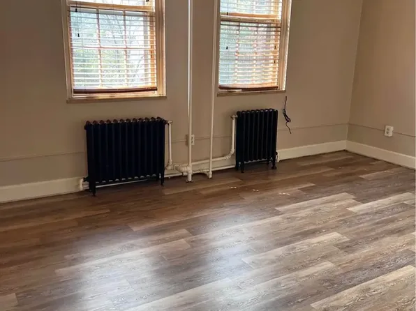 313 N 3rd Ave E, Duluth, MN