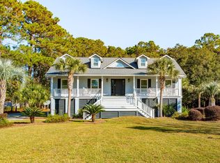 1592 Boston Grill Rd, Mount Pleasant, SC 29466