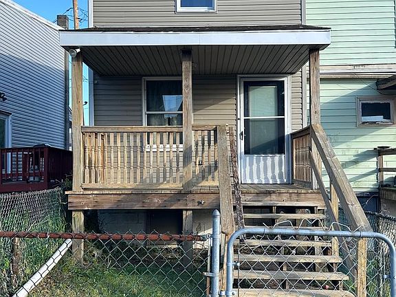 2nd image of 531 W Howard St