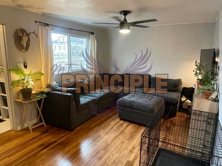 1830 Gaylord St — Photo 6