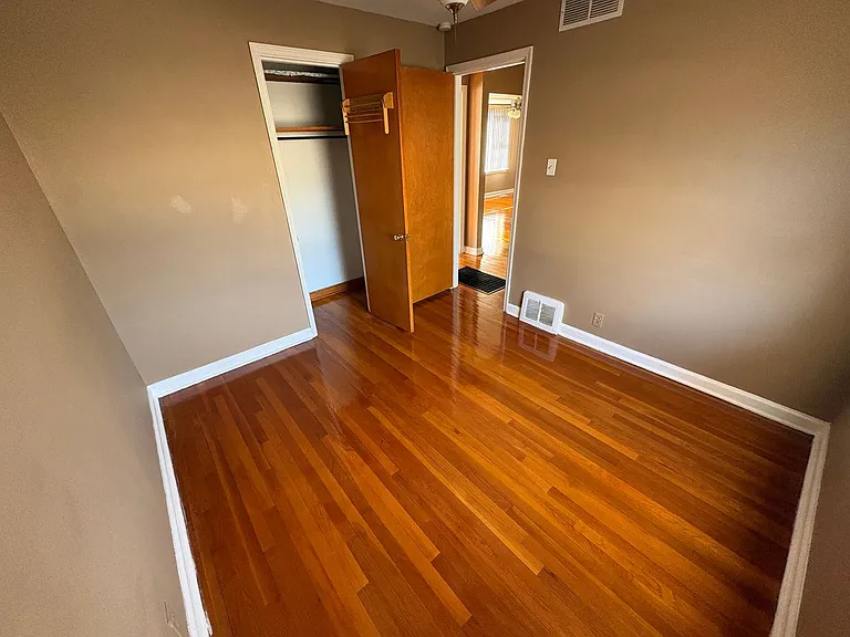 1231 Hoyt Dr — Photo 6